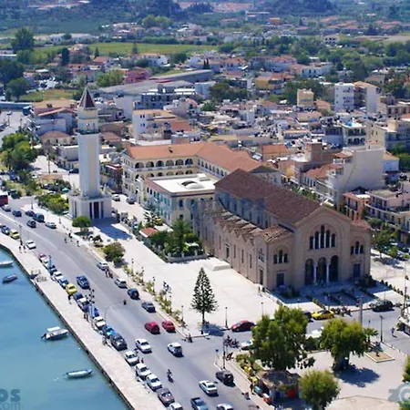 别墅 Family With Pool In 扎金索斯镇