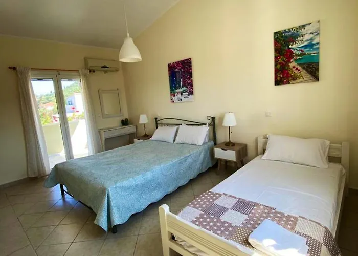 Family With Pool In Villa Zakynthos stad